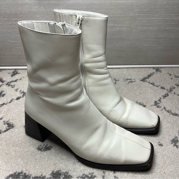 JEFFERY CAMPBELL Geist 70s Ice White Patent Leather Gogo Boots Booties - Picture 2 of 10